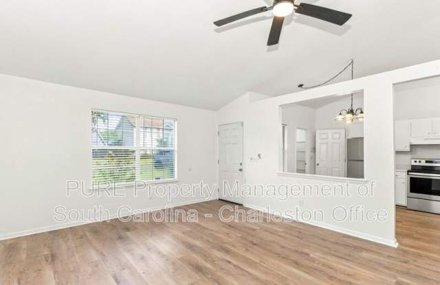 108 Eaton Way Gallery 4