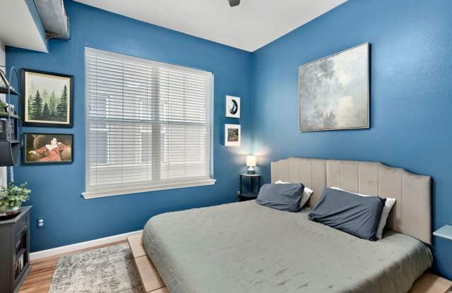 Stylish Denver Home | Renovated +  Parking Spot Gallery 4