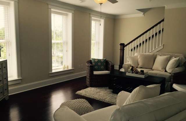 720 S Shelmore Boulevard Gallery 3