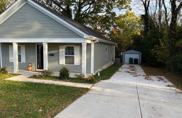 Ranch home in Charlotte , NO HOA photos photos