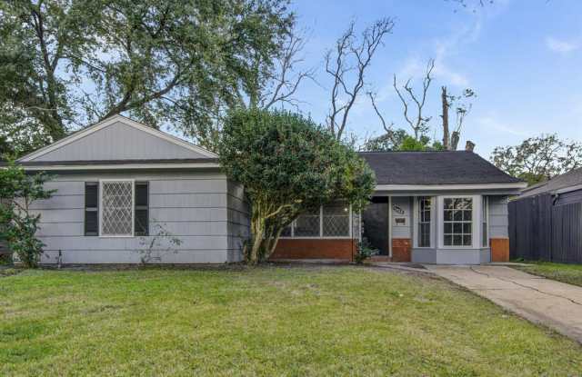 5622 Belmark Street Gallery 2
