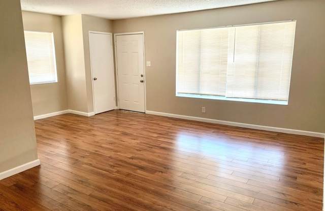 2 Bedroom 1 Bathroom Condo in Antioch - AVAILABLE NOW !! photos photos