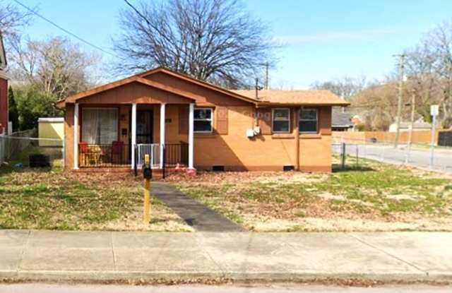 All brick cottage in East Nashville photos photos