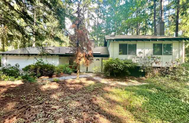 Great House for Rent - 2434 130th Avenue Northeast, Bellevue, WA 98005