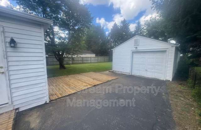1587 Garwood Drive Gallery 4