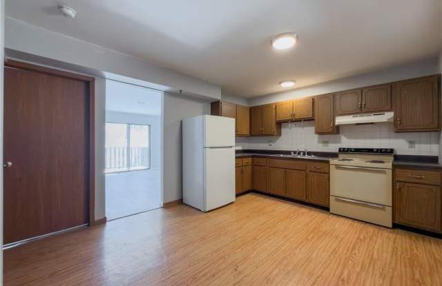 3004 Pembroke Lane photos photos