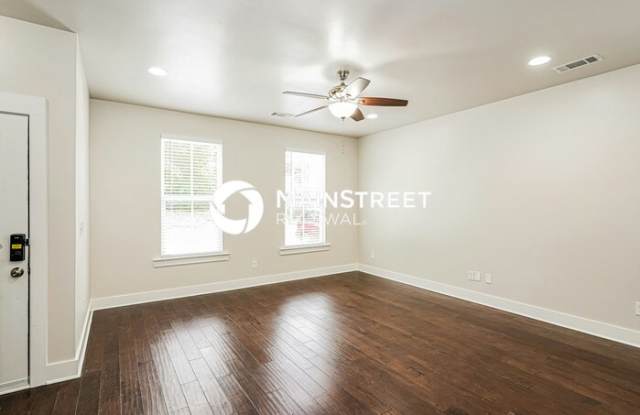 1035 Saddlestone Drive Gallery 3