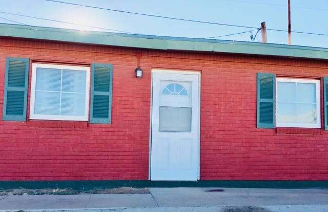 110 S Main St - 110 South Main Street, Andrews, TX 79714