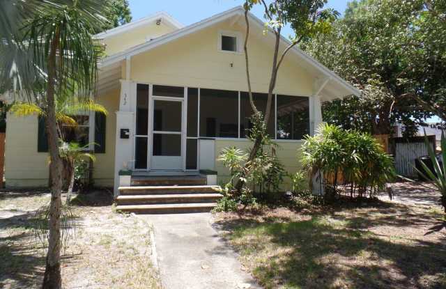 542 39th Ave S - 542 39th Avenue South, St. Petersburg, FL 33705