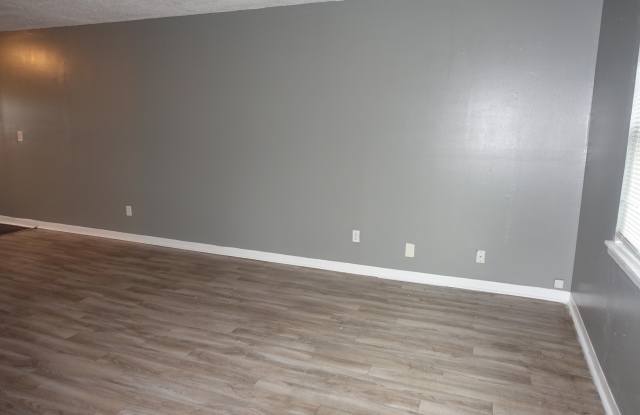 1500 12th Street North - 1500 12th Street North, Birmingham, AL 35204