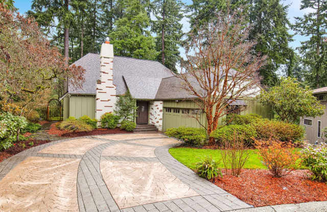 Luxury 3-bedroom Kirkland Bungalow - 4101 106th Place Northeast, Kirkland, WA 98033