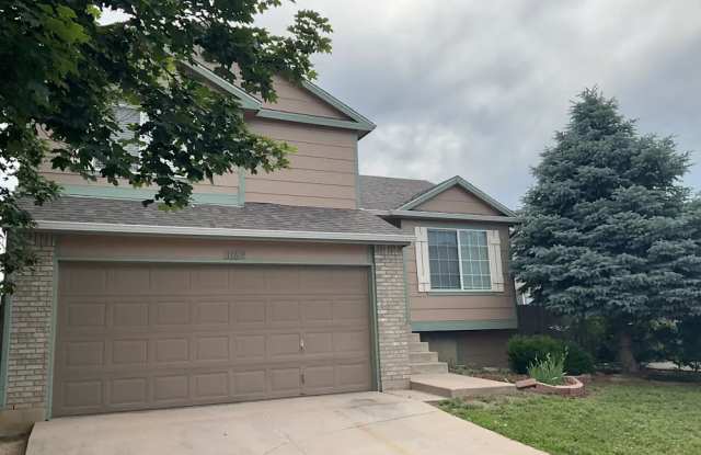 1083 Clogger Ln, photos photos