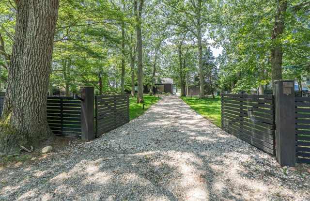 590 Haywaters Drive photos photos