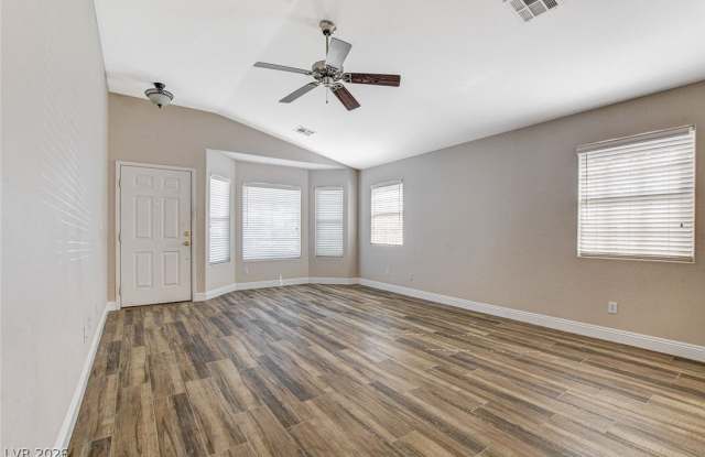 5053 Cedar Lawn Way Gallery 4