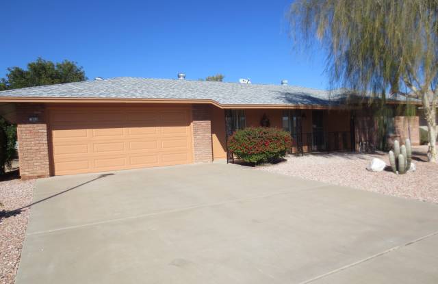 9810 W. Pineaire Dr. Gallery 2