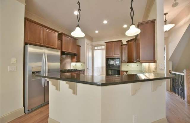 909 Persimmon Point Gallery 2