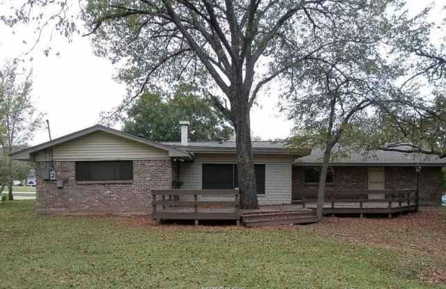201 Brookside Drive W Gallery 2
