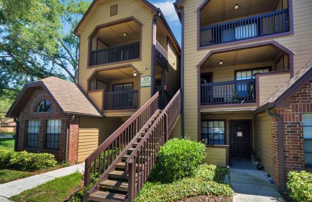 Beautiful 1/1 Condo in Gated Lakefront Community of Altamonte Springs! Gallery 1
