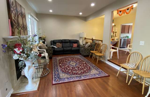 544 West Parkside Drive photos photos