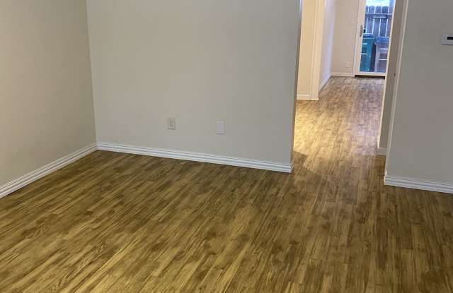 3216 Crosscreek Drive Gallery 4