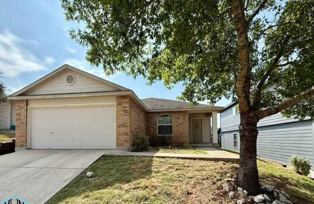 Cozy Single Story 3 bed/2 bath with Office! Gallery 1