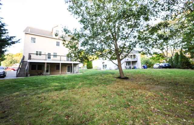 370 Franklin St. - 370 Franklin Street, Braintree Town, MA 02184