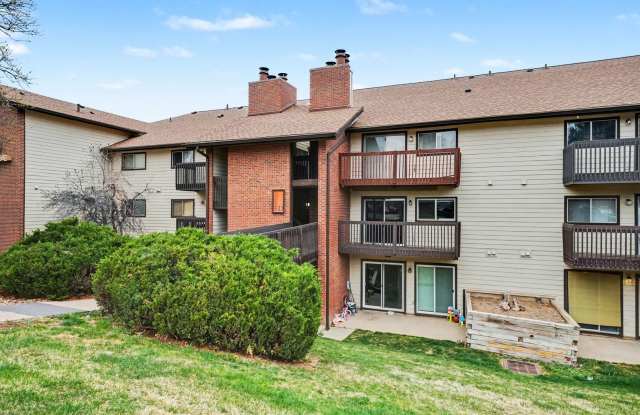 Spacious 1 Bed 1 Bath in the heart of Aurora! photos photos
