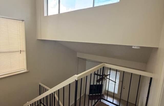 3bd 2BA Townhouse - 8224 Governor Drive, Gardere, LA 70820