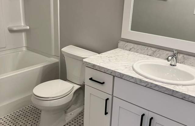 New 3 Bedroom/2.5 Bathroom House photos photos
