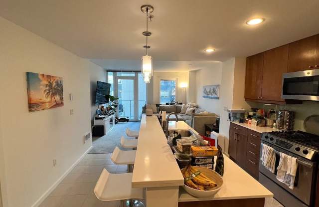 76 Cedar Street - 76 Cedar Street, Seattle, WA 98121