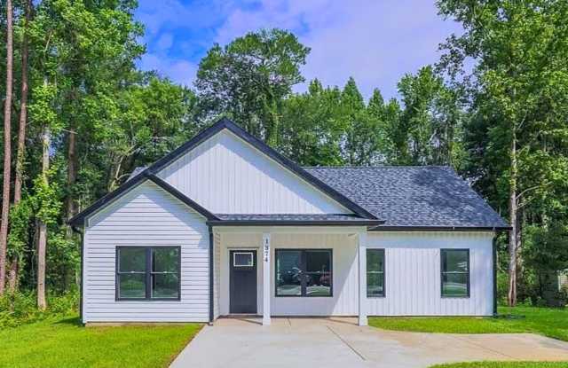 Like New Home! Three-Bedroom, Two Bath, Furnished home Is Now Available in Castlewood! photos photos Like New Home! Three-Bedroom, Two Bath, Furnished home Is Now Available in Castlewood! photos photos