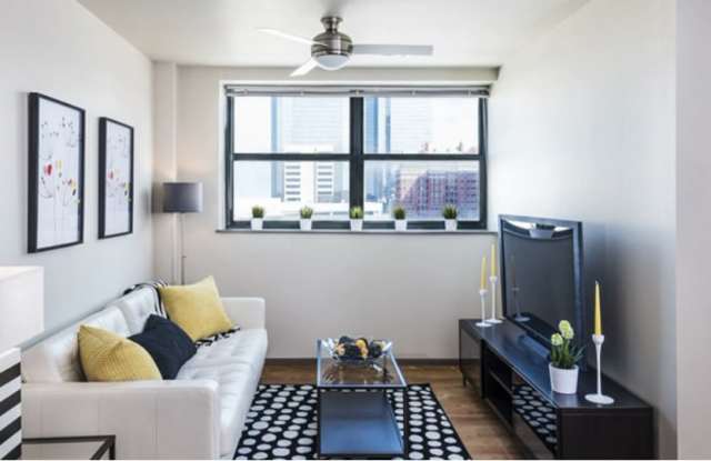 Hunter Plaza photos photos