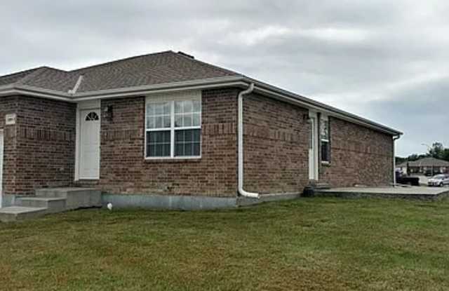 1104 Casey Court - B Gallery 2