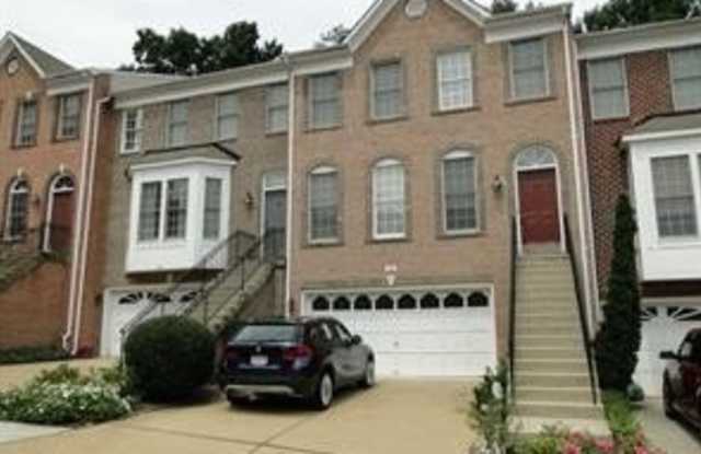 106 SHEPHERDSON Lane NE - 106 Shepherdson Lane Northeast, Vienna, VA 22180