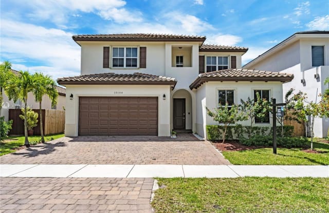 15104 SW 176th St - 15104 Southwest 176th Street, Richmond West, FL 33187