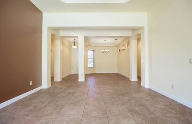 1707 Whitney Isles Drive Gallery 3