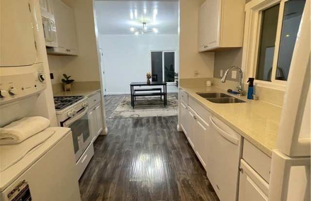 3665 S Normandie - 3665 Normandie Avenue, Los Angeles, CA 90018