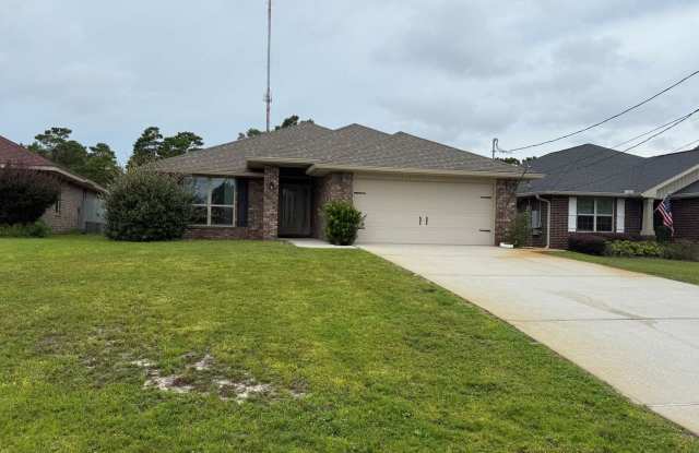Gulf Breeze - Shadow Lakes - 4 bedroom, 2 bathroom w/ lawn care included photos photos