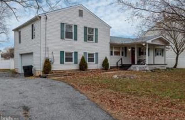 8306 Aletta Place - 8306 Aletta Place, Severn, MD 21144