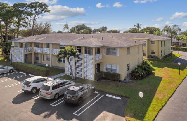 1021 Del Aire Court - 1021 Del Aire Court, Delray Beach, FL 33445