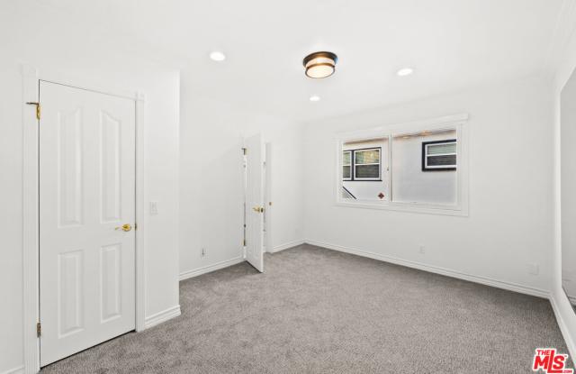 502 Smithwood Drive photos photos