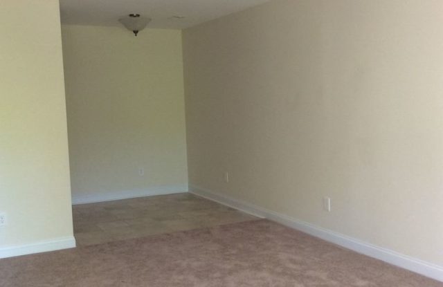 1112 Chandler Drive Unit: 102 Gallery 2