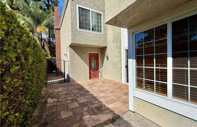 22661 Spring Lake Lane Gallery 1