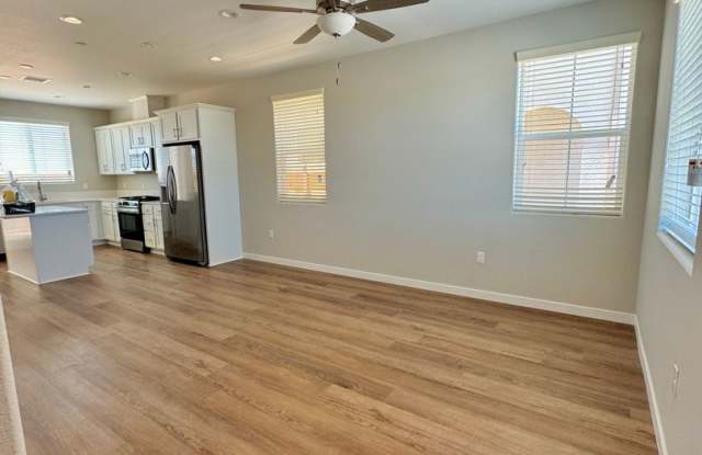 Like New 3 Bedroom 2.5 Bathroom Home Available 11/1/26 Gallery 3