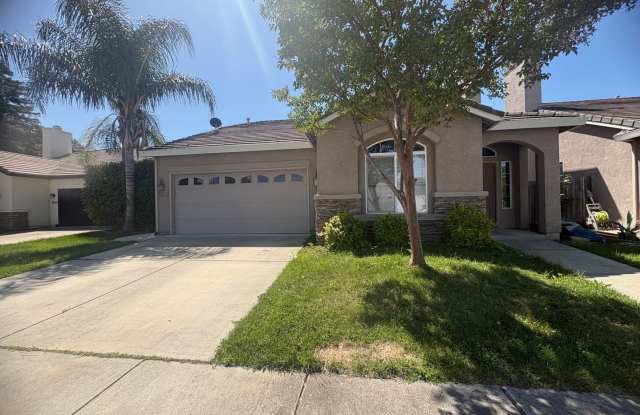 Beautiful 4 Bedroom, 2 Bath Home photos photos