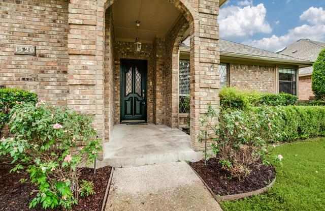1520 Croston Drive Gallery 2