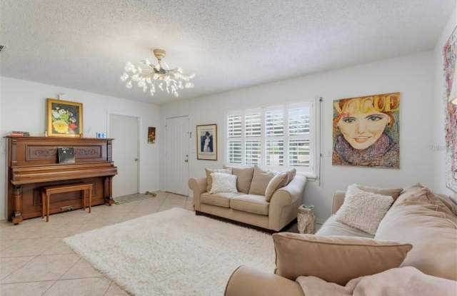 11113 NORVELL Road Gallery 3