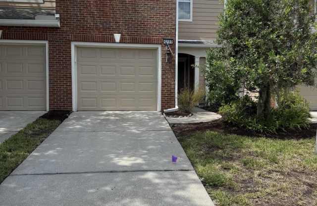 4180 CROWNWOOD Drive Gallery 2
