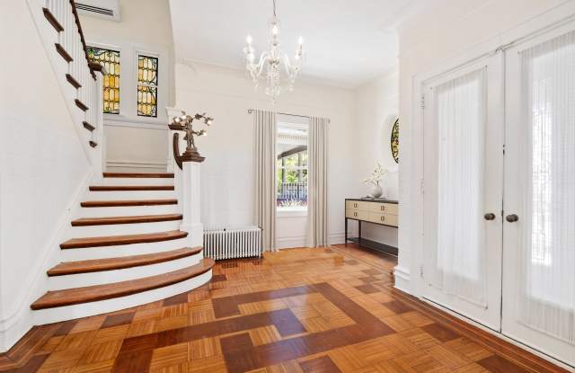 17-19 COLUMBIA TERRACE - 17-19 Columbia Terrace, Weehawken, NJ 07086