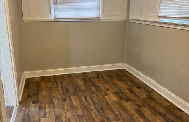 THREE BEDROOM HOME NEAR ROCKVILLE & MICHIGAN ST Gallery 4